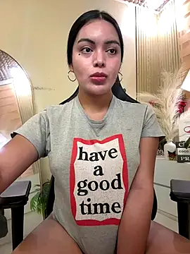 HotstuffCherrySummer online show from 11-26-25, 07:41