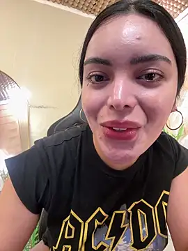 Snapshot of HotstuffCherrySummer chatting on 02-06-26, 08:32 HotstuffCherrySummer online show from 02-06-26, 08:32