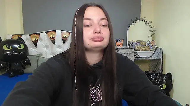 MilanaPrice online show from 11-02-25, 08:08