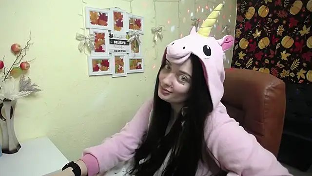 MilanaPrice online show from 12-01-25, 07:26