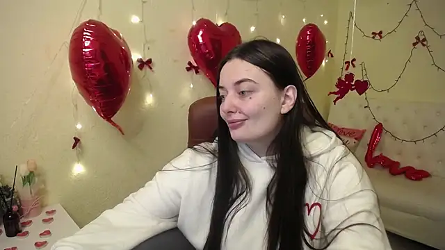 MilanaPrice online show from 02-07-26, 06:32