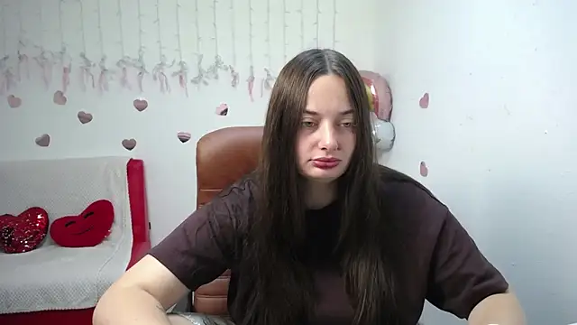 Snapshot of MilanaPrice chatting on 09-18-25, 06:16 MilanaPrice online show from 09-18-25, 06:16