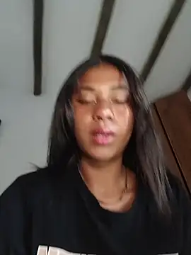 dark enchantress  online show from 10-08-25, 07:03