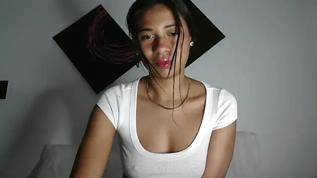 dark enchantress  online show from 11-01-25, 10:36