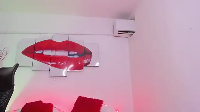 sofia valencia ms online show from 03-15-25, 01:19