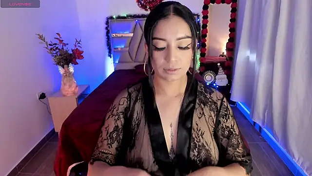 cristie ortiz online show from 12-22-25, 10:10