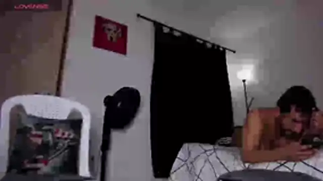 Cloudy pigDude online show from 05-08-26, 05:11