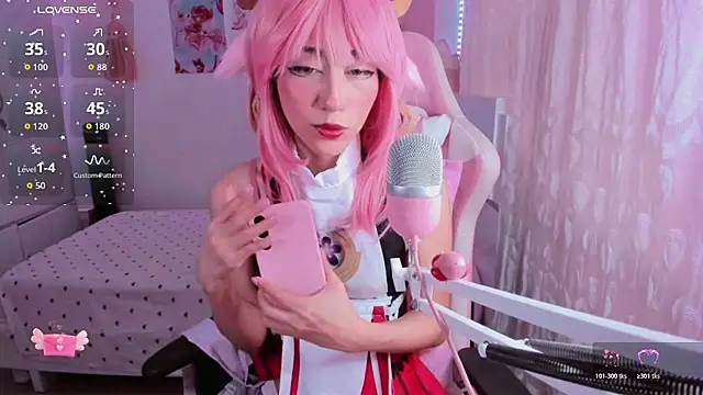 mia kawaii05 online show from 05-26-26, 08:51