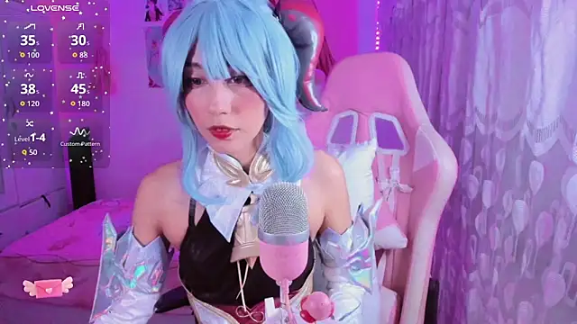 mia kawaii05 online show from 02-19-26, 11:01