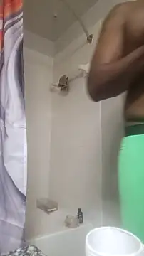 PartyAnimalfreak online show from 10-02-25, 07:06