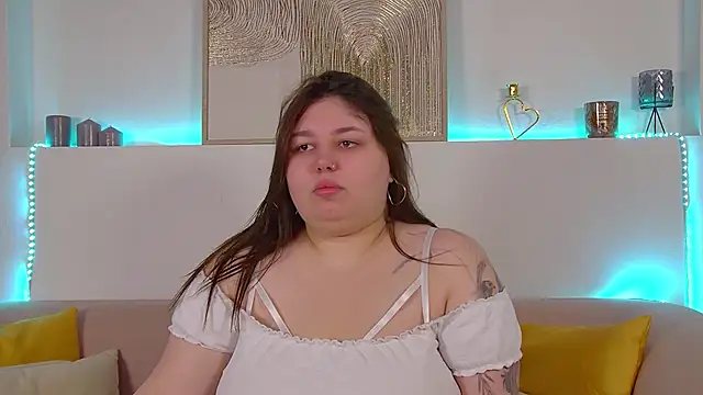 LillianKim online show from 03-10-25, 06:34