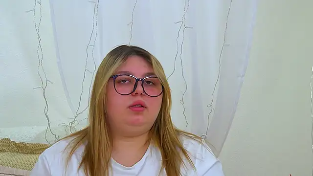 LillianKim online show from 03-13-26, 06:35