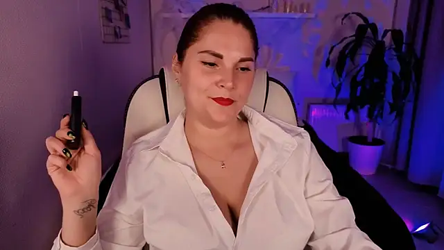 Ellis Foxy online show from 10-23-25, 02:49