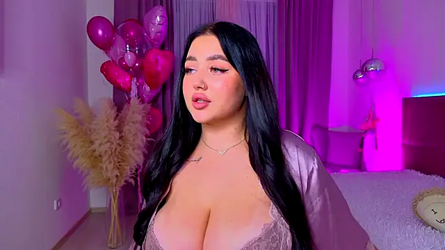 KylieLips online show from 12-05-24, 05:55