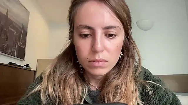 Mollyy998 online show from 11-19-25, 12:16