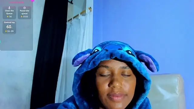 MAILYN ER online show from 11-11-25, 08:03