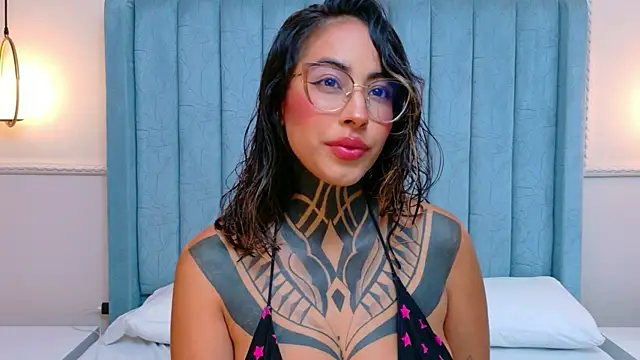 NicoleBlum online show from 06-02-26, 07:47