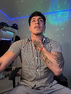 strongboy  online show from 12-21-25, 09:15