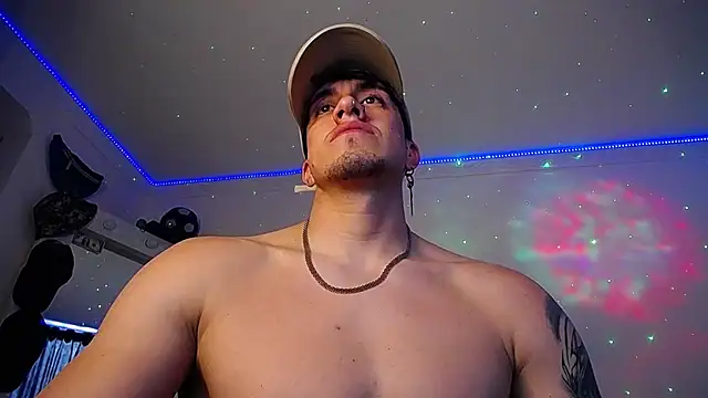 strongboy  online show from 11-24-25, 08:09