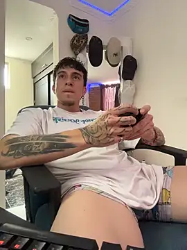 strongboy  online show from 02-20-26, 05:59