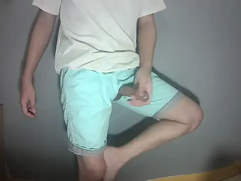 Enda 21 online show from 10-30-25, 04:33