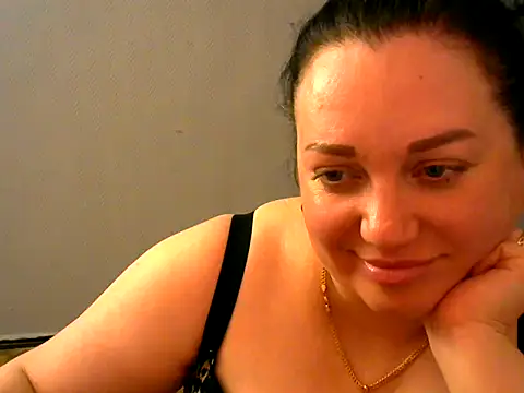 Snapshot of AmanaGi chatting on 03-17-25, 04:54 AmanaGi online show from 03-17-25, 04:54