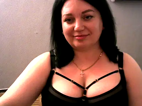 Snapshot of AmanaGi chatting on 02-21-25, 12:38 AmanaGi online show from 02-21-25, 12:38
