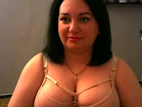 Snapshot of AmanaGi chatting on 12-06-24, 01:06 AmanaGi online show from 12-06-24, 01:06