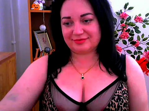 AmanaGi online show from 12-15-25, 04:57