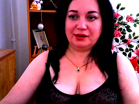 AmanaGi online show from 11-17-25, 04:33