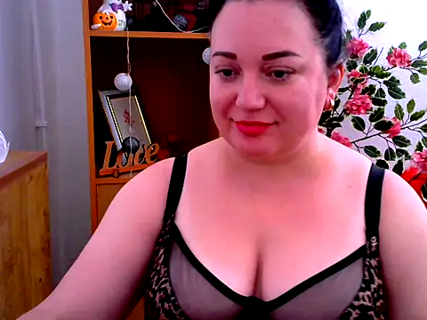 AmanaGi online show from 11-23-25, 11:09