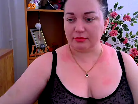 AmanaGi online show from 12-22-25, 04:29