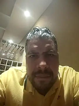 eljefe1119 online show from 01-10-26, 08:20