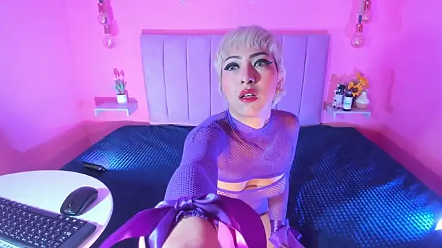 Snapshot of xGenesis_Miller_ chatting on 10-08-25, 03:24 xGenesis Miller  online show from 10-08-25, 03:24