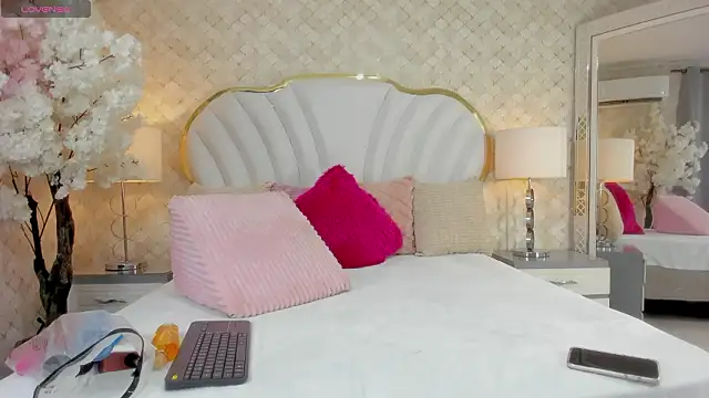 KendalStallyon online show from 02-21-26, 09:17