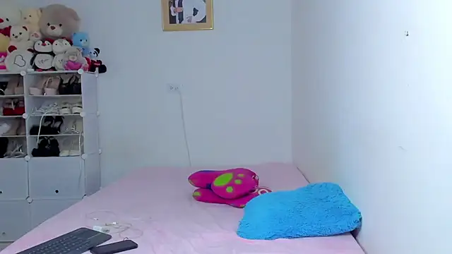 sweetnia online show from 11-27-25, 01:33