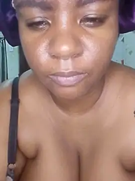 bigtitssxx online show from 04-17-26, 12:46