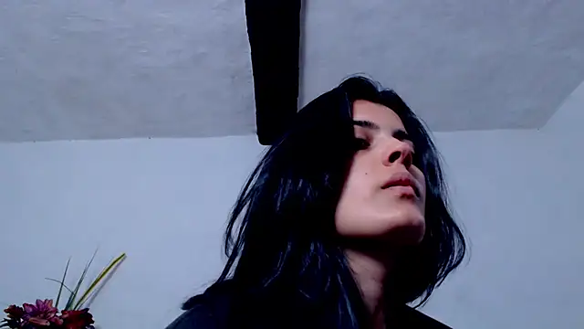 AikoTailor online show from 10-07-25, 05:03