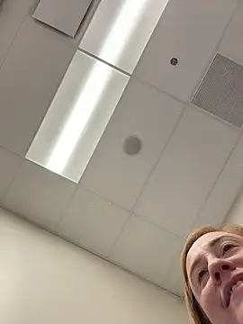 cinnatitties online show from 12-16-25, 03:49