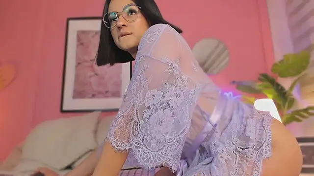 SoySaraa online show from 03-22-25, 05:39