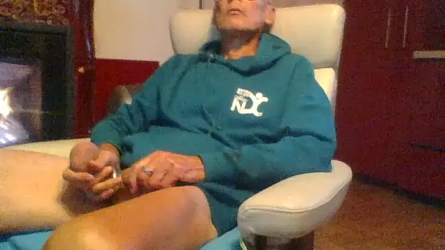 pierre5004 online show from 10-07-25, 05:36