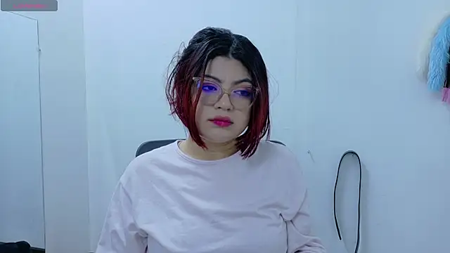 Catwhite  online show from 03-21-25, 01:45