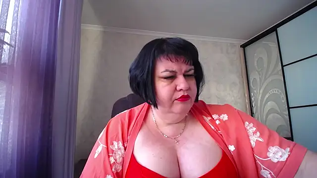 JuicyLady Di online show from 02-04-26, 06:08