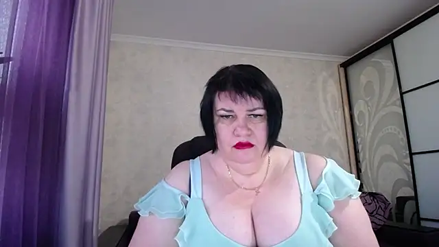 JuicyLady Di online show from 10-11-25, 04:57