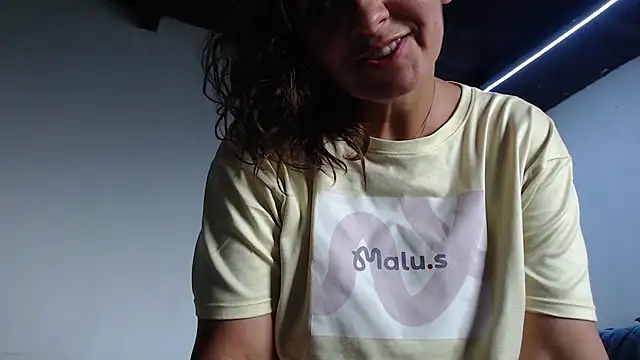 Snapshot of maya_hottt chatting on 02-17-26, 12:13 maya hottt online show from 02-17-26, 12:13