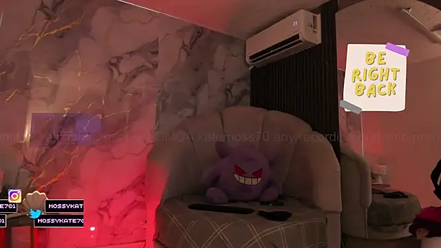 Katemoss70 online show from 04-15-26, 12:32