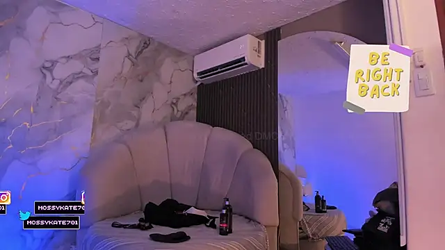 Katemoss70 online show from 04-30-26, 12:34