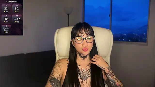 xisisxx online show from 11-08-25, 10:57