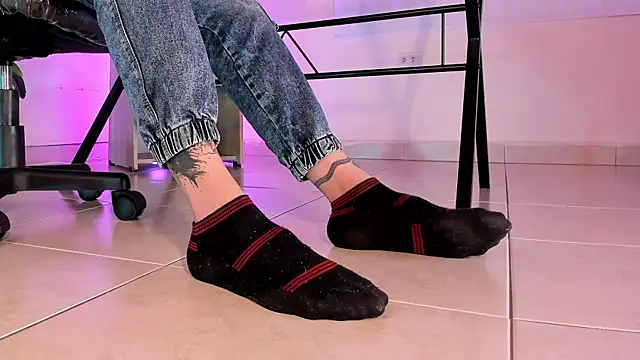 ArchieCollins online show from 12-16-25, 08:57