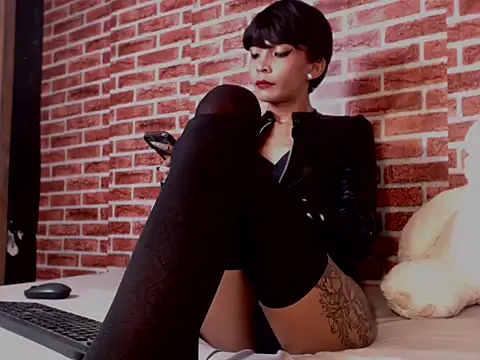 juicyCOCKeva online show from 05-05-26, 11:46